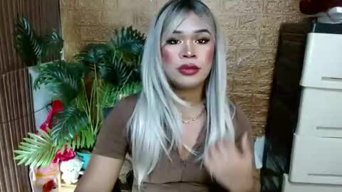 sassy_tinaxx online show from December 13, 2025, 7:53 pm