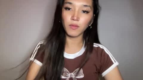 Snapshot of sassy_yourgirlxxxx chatting on February 21, 2026, 10:27 am Sassygirl online show from February 21, 2026, 10:27 am