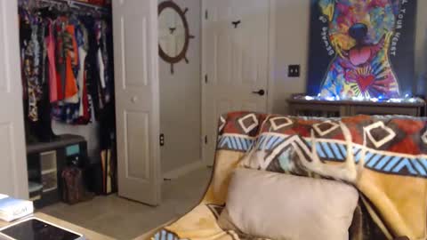 Snapshot of sassybeaver chatting on February 4, 2025, 2:28 am Trish online show from February 4, 2025, 2:28 am