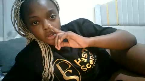sassylilmama online show from June 8, 2026, 1:28 am