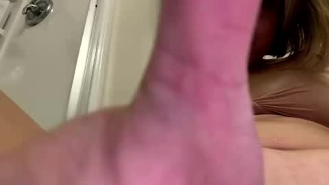 sassysquirtsmmm online show from April 29, 2026, 10:49 pm