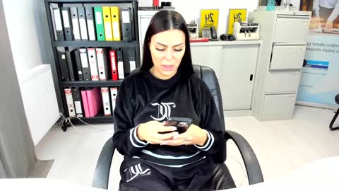 Snapshot of sassytiff chatting on September 26, 2025, 10:52 am sassytiff online show from September 26, 2025, 10:52 am