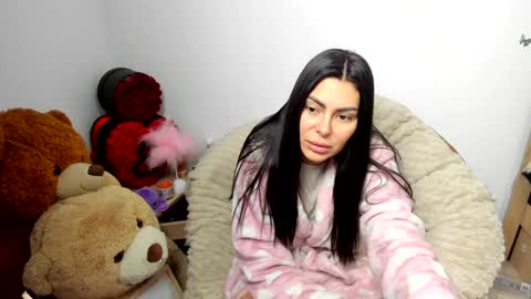 sassytiff online show from February 22, 2026, 12:47 pm