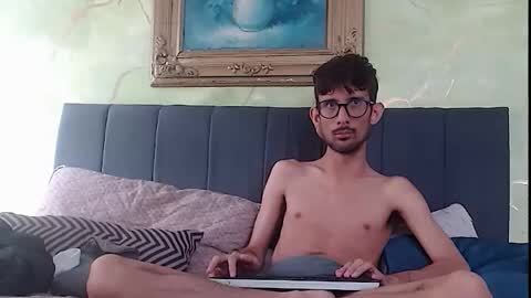 sasuke_bigcock online show from June 4, 2026, 3:40 pm