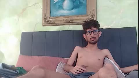 sasuke_bigcock online show from June 5, 2026, 3:18 pm