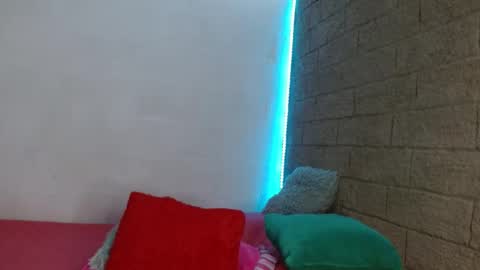 Sativa online show from December 17, 2024, 8:54 pm