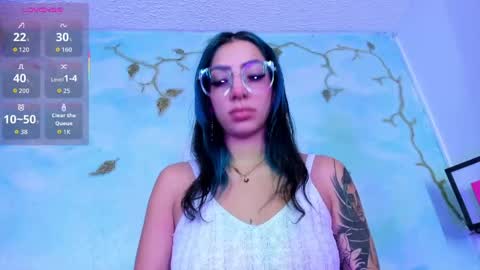Snapshot of saturno_stone chatting on May 5, 2026, 4:31 am Saturnooo online show from May 5, 2026, 4:31 am