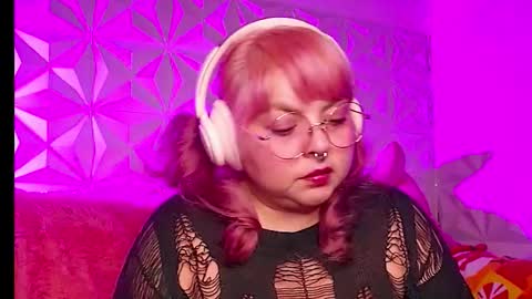 Gina George online show from January 7, 2026, 1:52 am