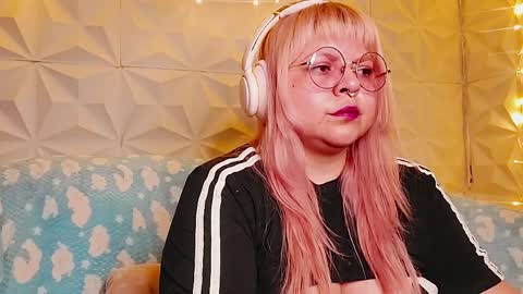 Snapshot of satyn_doll chatting on May 12, 2026, 1:14 am Gina George online show from May 12, 2026, 1:14 am