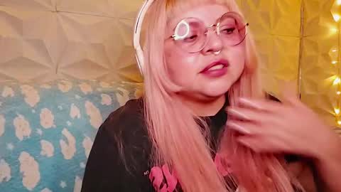 Snapshot of satyn_doll chatting on May 19, 2026, 1:56 am Gina George online show from May 19, 2026, 1:56 am