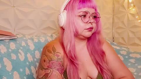 Snapshot of satyn_doll chatting on May 23, 2026, 1:44 am Gina George online show from May 23, 2026, 1:44 am