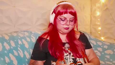 Snapshot of satyn_doll chatting on June 18, 2026, 11:53 pm Gina George online show from June 18, 2026, 11:53 pm