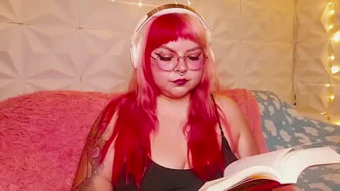 Snapshot of satyn_doll chatting on July 5, 2026, 9:44 pm Gina George online show from July 5, 2026, 9:44 pm