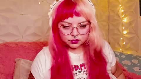 Snapshot of satyn_doll chatting on July 7, 2026, 11:31 pm Gina George online show from July 7, 2026, 11:31 pm