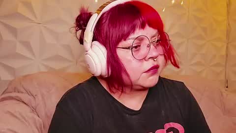Snapshot of satyn_doll chatting on July 15, 2026, 12:49 am Gina George online show from July 15, 2026, 12:49 am