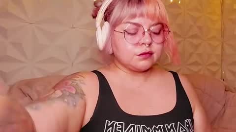 Snapshot of satyn_doll chatting on July 28, 2026, 1:01 am Gina George online show from July 28, 2026, 1:01 am