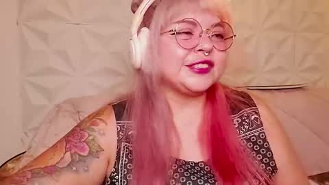 Snapshot of satyn_doll chatting on July 30, 2026, 12:09 am Gina George online show from July 30, 2026, 12:09 am