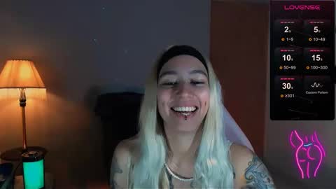 Snapshot of saucy_jenn1 chatting on December 24, 2024, 5:55 pm I AM JENN online show from December 24, 2024, 5:55 pm