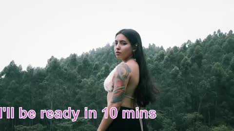Snapshot of saucy_zaren chatting on May 20, 2026, 6:58 pm Zaren online show from May 20, 2026, 6:58 pm