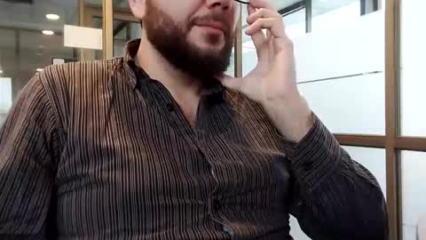 Snapshot of saucybonjo chatting on November 25, 2025, 10:21 pm Ben online show from November 25, 2025, 10:21 pm