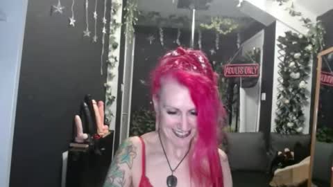 SaucySky online show from March 4, 2026, 10:05 pm