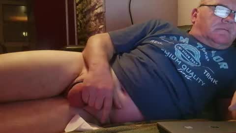 Snapshot of saugeil123 chatting on February 23, 2026, 9:34 pm saugeil123 online show from February 23, 2026, 9:34 pm