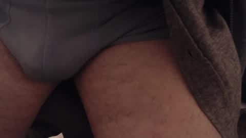 Snapshot of saukki chatting on December 16, 2024, 2:49 pm Saukkifi online show from December 16, 2024, 2:49 pm