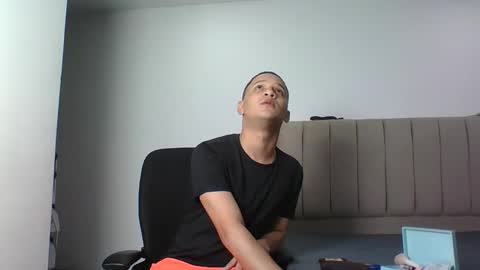 Snapshot of saul_thompson chatting on November 18, 2025, 7:57 am Saul Thompson online show from November 18, 2025, 7:57 am