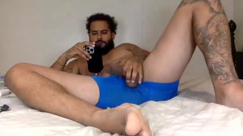 savagebullxxx online show from July 25, 2026, 3:26 am