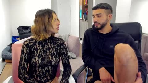 savagesweethearts online show from March 5, 2025, 6:01 am