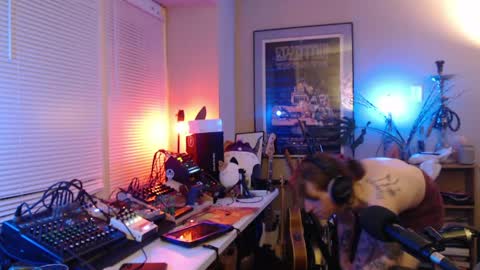 savagewaves online show from April 22, 2026, 12:57 am