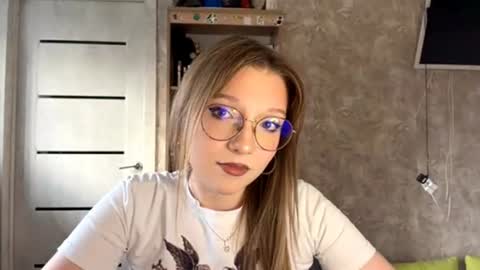 Eva online show from July 28, 2026, 1:10 pm