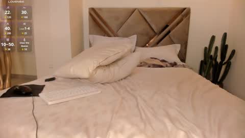 S a v a n n a h  online show from January 10, 2025, 4:51 pm