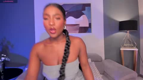 S a v a n n a h  online show from February 18, 2025, 1:00 pm