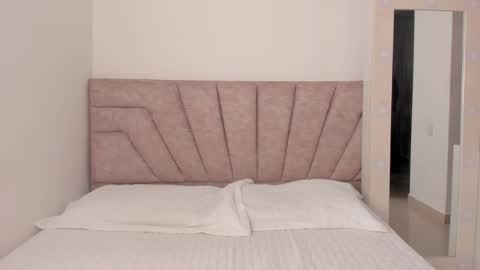 Savannahwildee online show from February 7, 2026, 1:48 pm