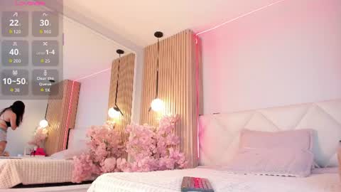 savina_ricci online show from July 20, 2026, 8:11 pm