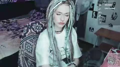 pronoun she. name Mary. age 21. online show from June 15, 2026, 10:39 am