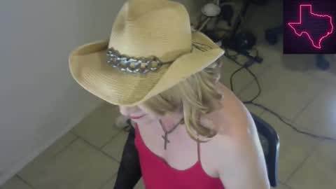 Cait or Caitlin online show from February 25, 2025, 5:41 am