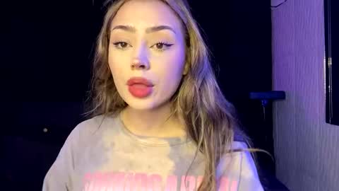 Snapshot of sayko999 chatting on November 18, 2025, 2:06 am sayko999 online show from November 18, 2025, 2:06 am