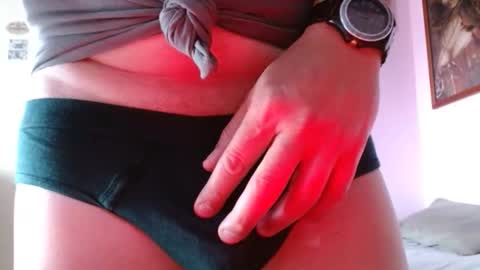 Snapshot of sbutter chatting on March 1, 2026, 9:44 am sbutter online show from March 1, 2026, 9:44 am