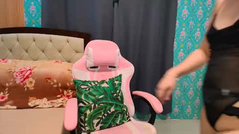 Snapshot of scar58 chatting on September 10, 2025, 1:27 am scarlett. online show from September 10, 2025, 1:27 am