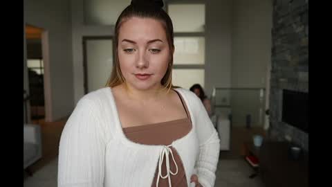 scarlajade online show from January 9, 2025, 10:20 pm