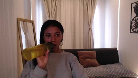 Snapshot of scarleet_miaa chatting on June 5, 2026, 8:25 pm Scaelet Mia online show from June 5, 2026, 8:25 pm