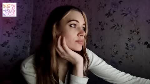 Snapshot of scarlet1flowers chatting on November 20, 2025, 10:09 pm Kira online show from November 20, 2025, 10:09 pm