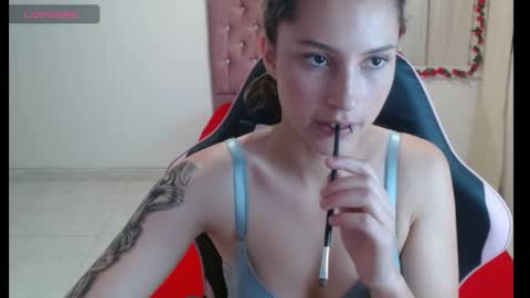 Snapshot of scarlet378580 chatting on May 23, 2026, 2:54 pm scarlet378580 online show from May 23, 2026, 2:54 pm