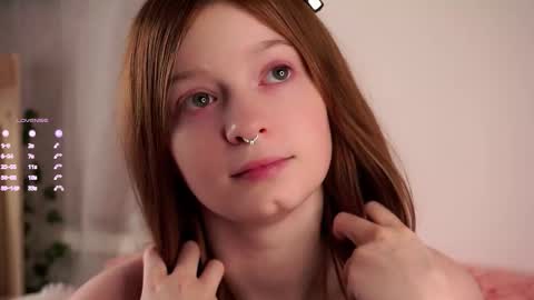 Snapshot of scarlet_fever10 chatting on October 12, 2025, 11:31 am scarlet_fever10 online show from October 12, 2025, 11:31 am