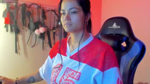 scarlet taylor kennedy online show from August 4, 2026, 7:38 pm