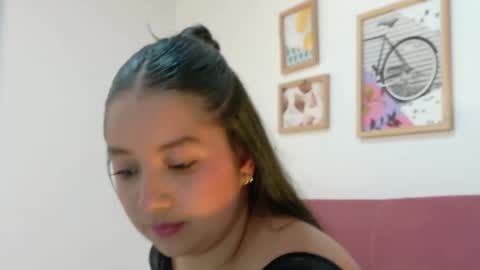Snapshot of scarlet_queen7 chatting on May 28, 2026, 4:15 pm scarlet_queen7 online show from May 28, 2026, 4:15 pm