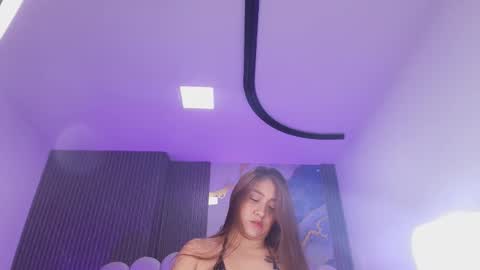 Scarlet  online show from March 25, 2026, 12:00 pm