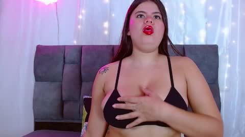 scarlet_sexy12 online show from May 30, 2026, 2:25 pm